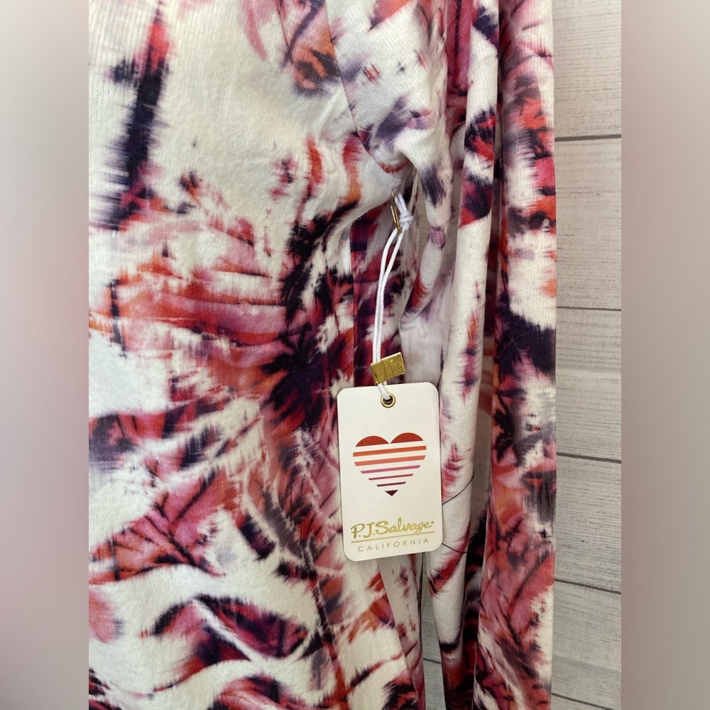 P.J. Salvage | NWT Women’s Palm Printed Lounge Top - Picture 3 of 7